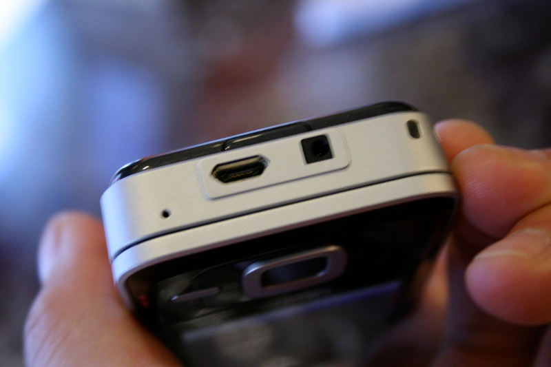 Illustration for article titled Hands On the Nokia N81 (Verdict: Really Loud Music Phone)